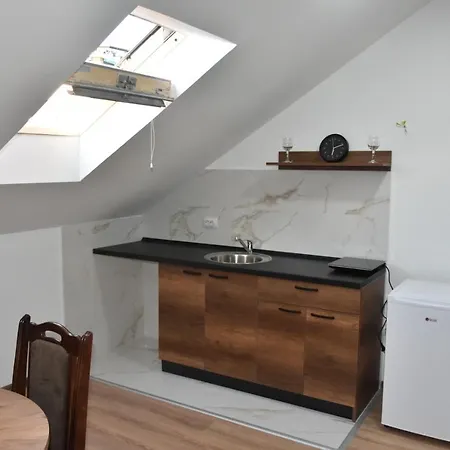 Trpeza Prenociste Lägenhet *