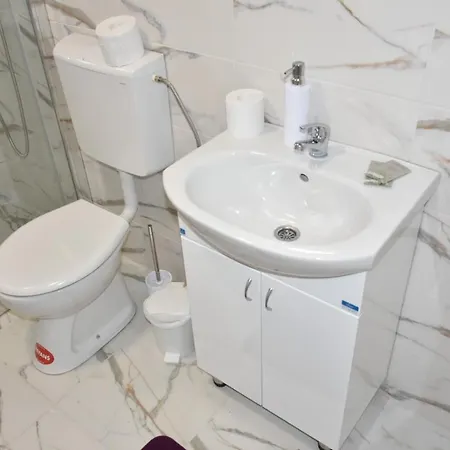 Trpeza Prenociste Lägenhet *